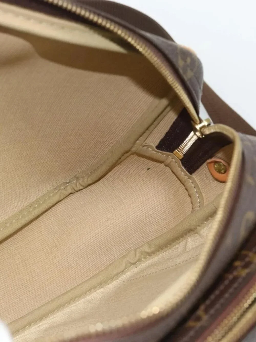 LOUIS VUITTON Monogram Reporter PM Shoulder Bag M45254 LV Auth BA13482